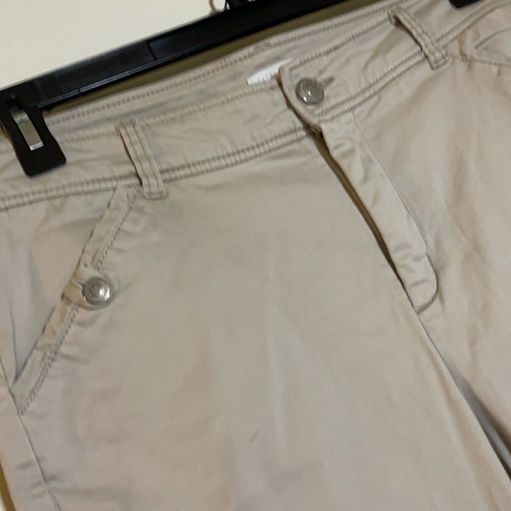 Ladies cotton capris
